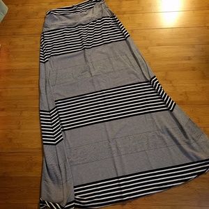 Striped maxi skirt